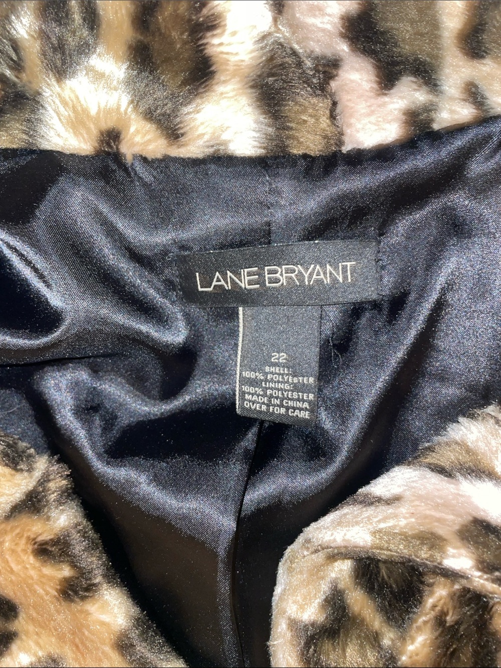 Lane Bryant Women's Cropped, Leopard Print Faux Fur Jacket - Brown/Black size 22 - Picture 3 of 10